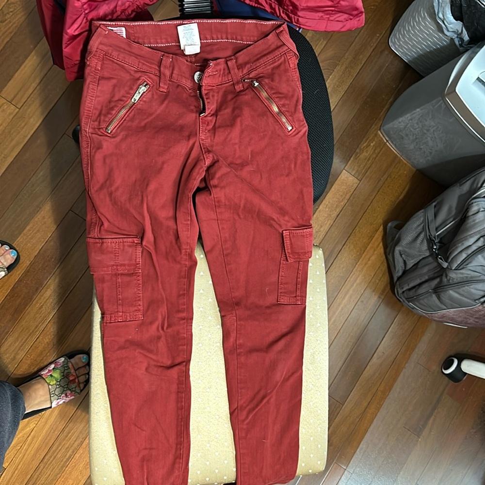 True religion skinny low rise cargo pants size 26